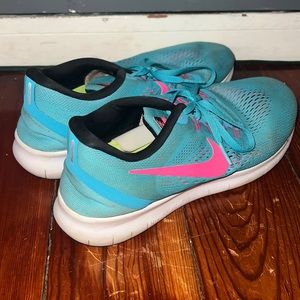 Blue and pink Size 9.5 Nikes